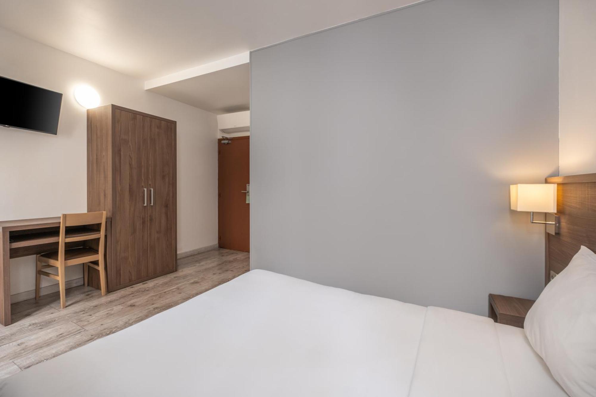Hotel la Perle Montparnasse Parijs Buitenkant foto