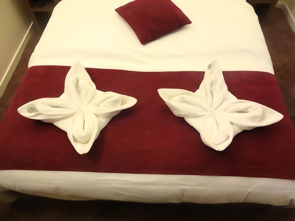 Hotel la Perle Montparnasse Parijs Buitenkant foto